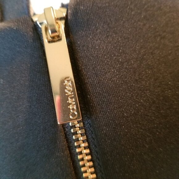 Calvin Klein Sleeveless Dress Black Blouse Size 8 Ruffle Collar Zipper Exposed - Picture 6 of 14